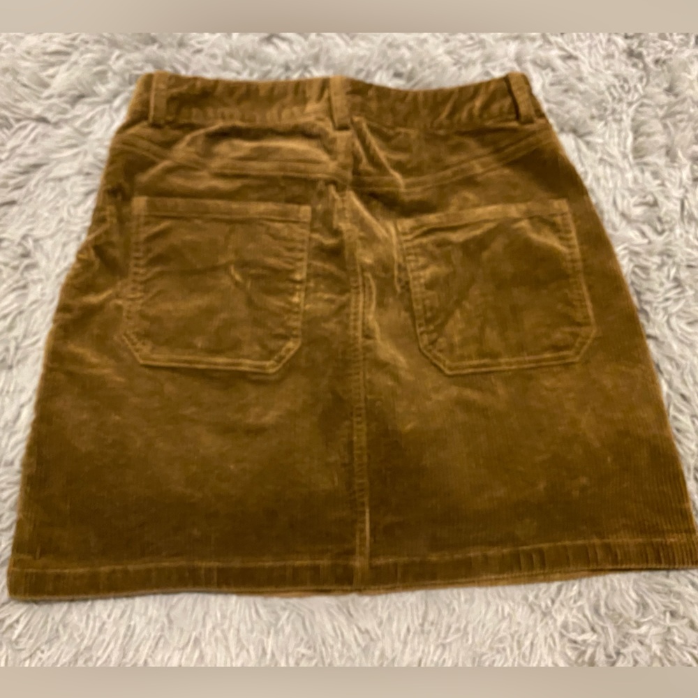 Corduroy skirt